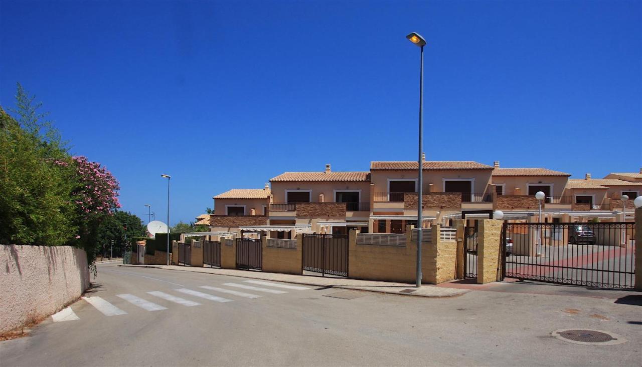 Casa Adosada Sol De Azahar By Costablancarent Denia Luaran gambar